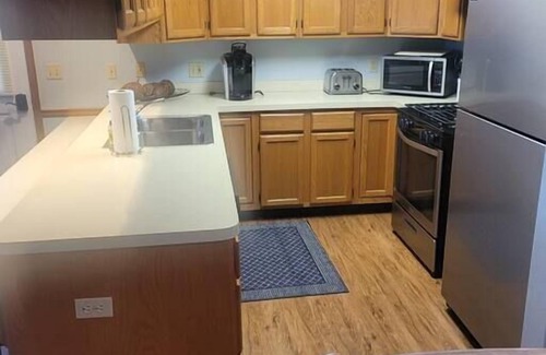 Huron House | Lakefront 2 bedroom guest house