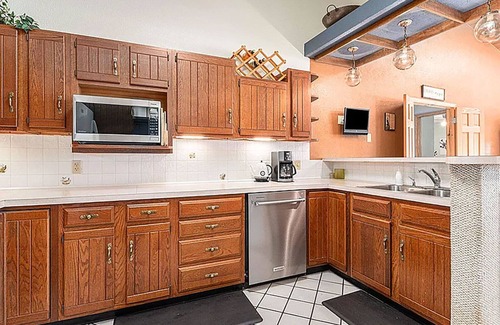 Johannesburg House | Lakefront 3 bedroom with indoor hot tub, close to both Gaylord and Lewiston
