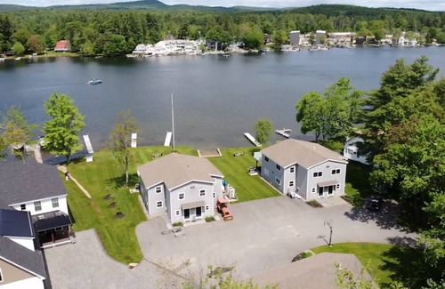 Lochmere House | Lakefront 3-bedroom Duplex on Lake Winnisquam, docks, Beach, WiFi, AC.nB2B