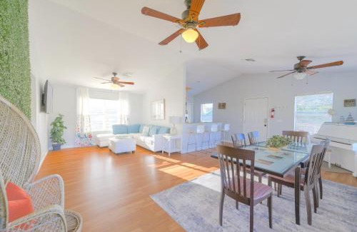 Edgewood House | Lakefront 7 Bedroom Duplex, Pool, Boat, and Hottub