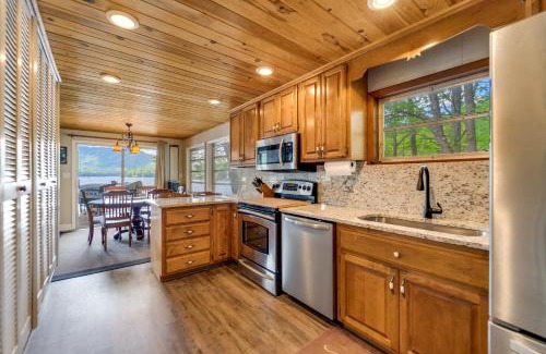 Santeetlah House | Lakefront A-Frame on a Point, Pet-Friendly