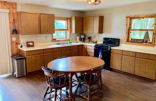 Presque Isle Cottage | Lakefront Cabin #7 The Northern Pike House
