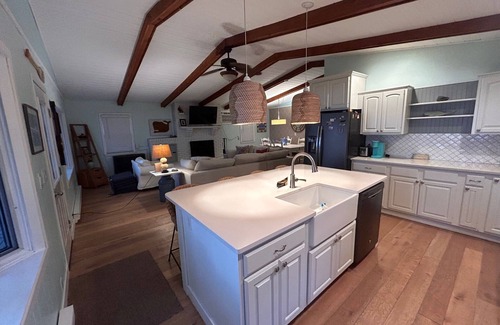 Detroit Lakes Cabin | Lakefront Cabin on LAKE MELISSA with huge sand beach - Near Detroit Lakes