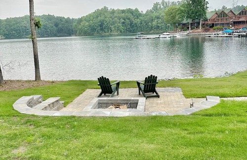 Six Mile Cabin | Lakefront Cabin on Keowee with Private Dock