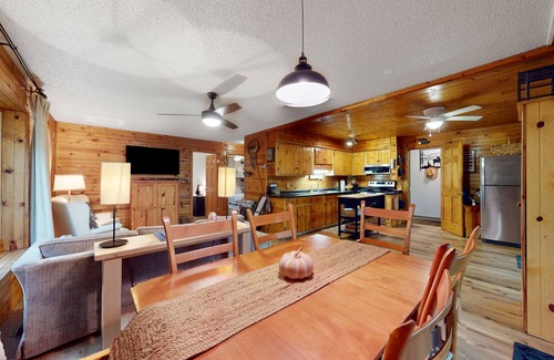 Woodruff Cabin | Lakefront cabin with kayaks, firepit, dock & spacious interior