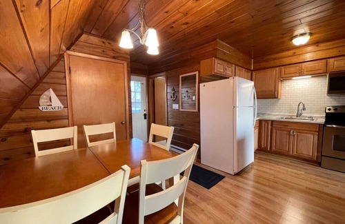 Stevensville House | Lakefront Chalet #16 w/Beach Access, Pools, Sport Courts, Fishing Pond & more!