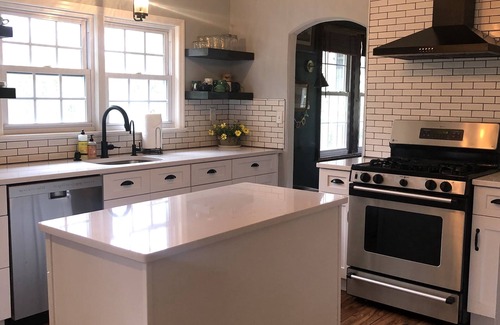 Greenwood Lake House | Lakefront Classic Craftsman, 1 hour from NYC