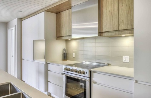 Mont-Tremblant Condo | Lakefront Condo near Tremblant Ski Resort Village! - 305 Lago