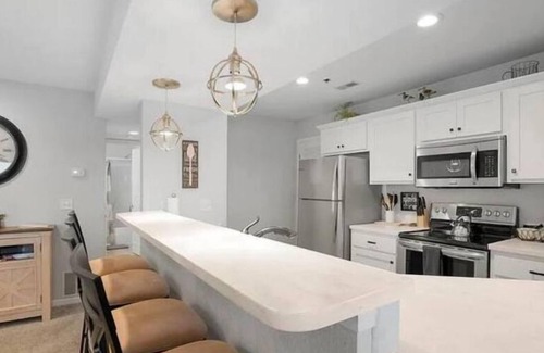 Lakeland Condo | Lakefront Condo - Stunning Views