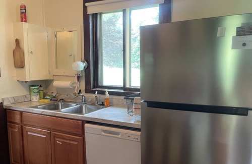 Dewittville House | Lakefront Cottage, Heated Pool, Dog friendly, Fully Equipped for Fun! A/C, Quiet