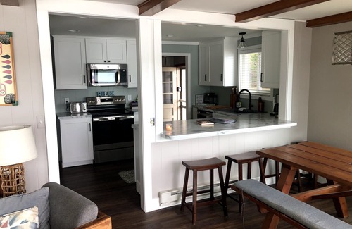 New Era Cottage | Lakefront Cottage on Beautiful Stony Lake