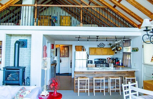 Mayville House | Lakefront Cottage on Chautauqua Lake