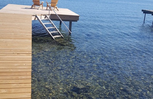 Geneva House | Lakefront Cottage on Seneca Lake in Geneva, New York - Finger Lakes