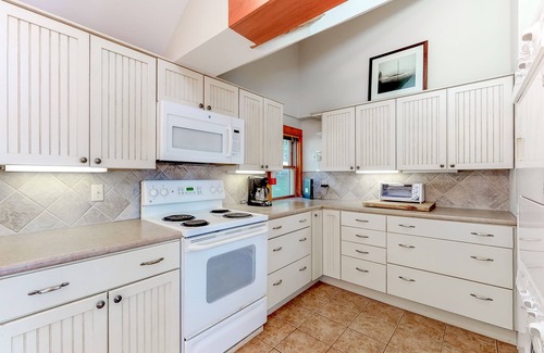 Orland House | Lakefront cottage w/beautiful views, furnished deck & cozy atmosphere