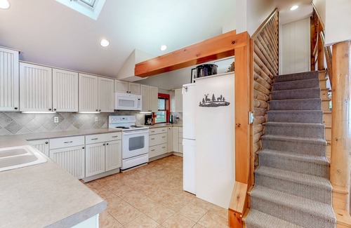 Orland House | Lakefront cottage w/beautiful views, furnished deck & cozy atmosphere