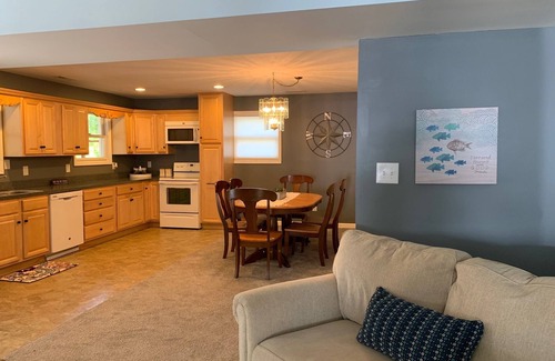 Henrico House | Lakefront Cottages -Sleeps 17 Shared sandy beach and dock area