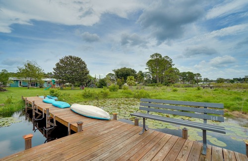 Deltona Lakes House | Lakefront Deltona Vacation Rental w/Dock & Kayaks