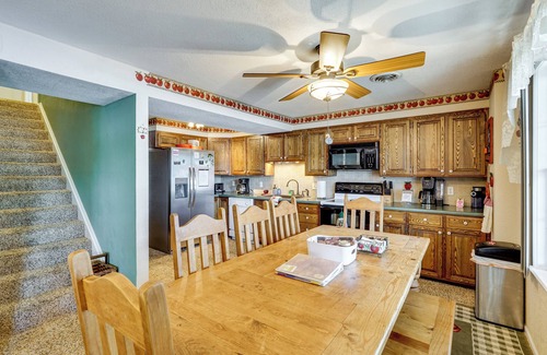 Gravois Mills House | Lakefront & Dog-Friendly Gem in Gravois Mills
