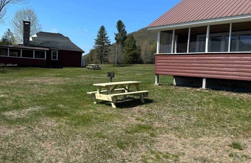 Indian Lake Cabin | Lakefront-Family & Pet Friendly-Adirondack Cabin