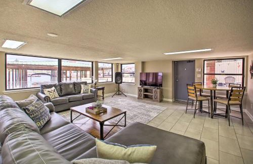 Lake Hamilton House | Lakefront Gem with Docks in Hot Springs!