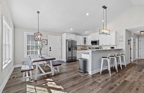 Southmont House | Lakefront Getaway: Dock, Kayaks, Fire Pit, 70" TV