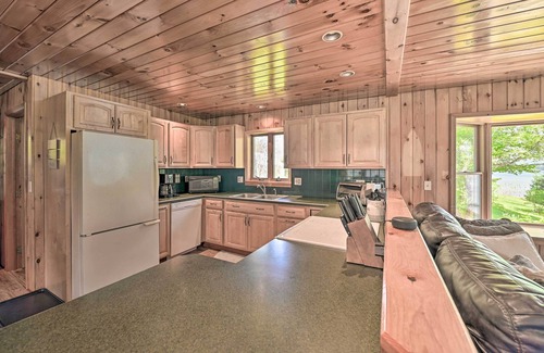 Gloversville House | Lakefront Gloversville Home w/Beach + Dock!