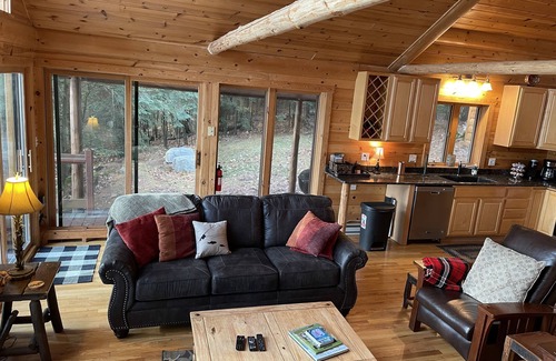 Lac du Flambeau House | Lakefront Hemlock house on 3 acres, 5-Bdrm retreat on private lake, near casino