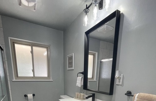 Drayton Plains Apartment | Lakefront House on Loon Lake in Waterford