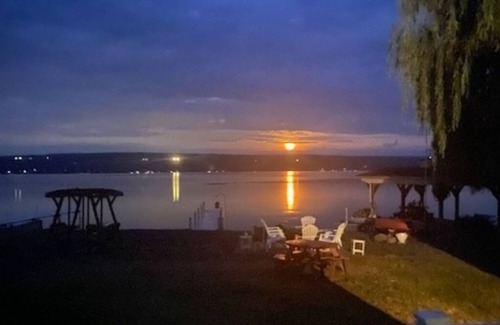 Himrod House | Lakefront Home in the heart of Seneca Lake Wine Trail