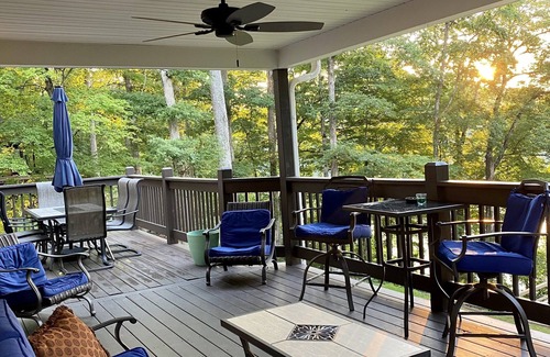 Mammoth Cave House | Lakefront home near Mammoth Cave