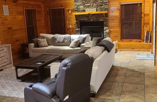 Salem House | Lakefront home w/ hot tub, dual decks, and private dock