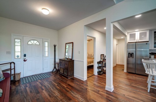 Jasper House | Lakefront Home w/Private Dock – in Jasper, GA