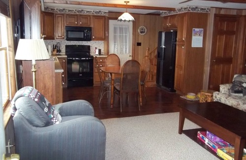 Unity House | * Lakefront Home With All The Ammenities For A Relaxing Getaway!*