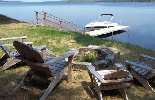 Unity House | * Lakefront Home With All The Ammenities For A Relaxing Getaway!*