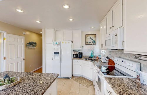 Bumpass House | Lakefront home with brand-new hot tub, dock, kayaks, SUP, game room & firepit