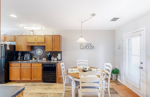 Granbury House | Lakefront home with private dock, BBQ, patio, & updated interior