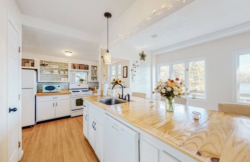 Plymouth House | Lakefront home with private dock, deck, & lovely view - short drive to the cape