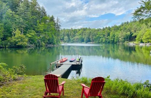 Cullowhee House | Lakefront Home with Private Dock on Lake Glenville