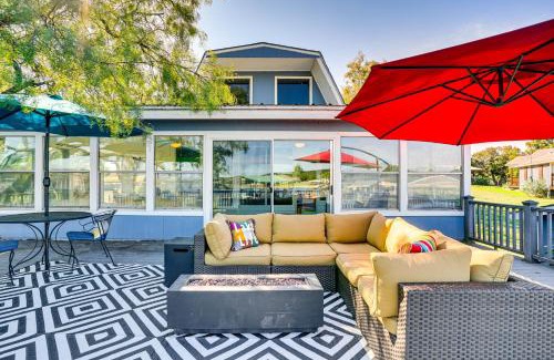 Graford House | Lakefront Home with Private Dock in Graford!