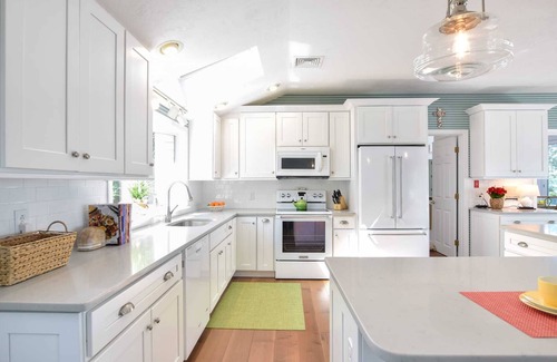Centerville House | Lakefront Home with Private Dock, SUPs and Game Room!