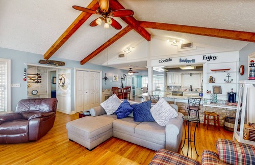West Livingston House | Lakefront Home with Private Dock, Outdoor Kitchen - Dog-Friendly