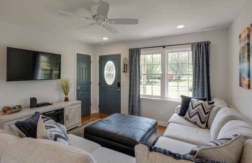 Winchester Cottage | Lakefront Home, With Hot Tub and Boat deck! Backyard is On the water!
