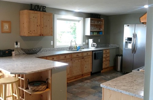 Rapid City House | Lakefront house on beautiful Elk Lake - Pontoon Availablen
