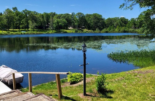 Tomahawk House | Lakefront House