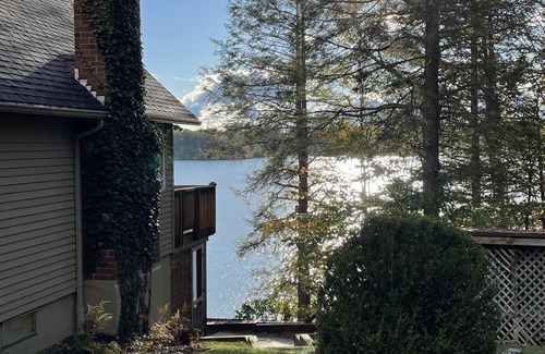 Tolland House | Lakefront house with large deck and private dock
