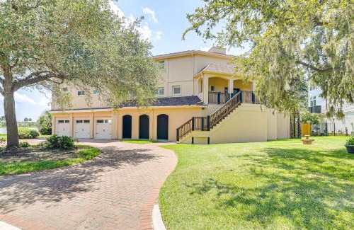 Nassau Bay House | Lakefront Houston House - 1 Mi to Space Center!