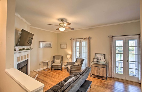 Madisonville House | Lakefront Madisonville Townhome w/Views!
