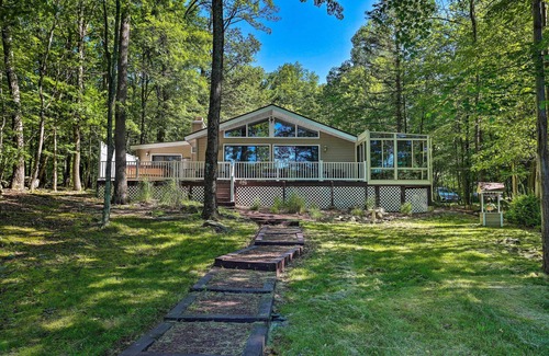 Milford House | Lakefront Milford Home w/Pvt Dock & Hot Tub!