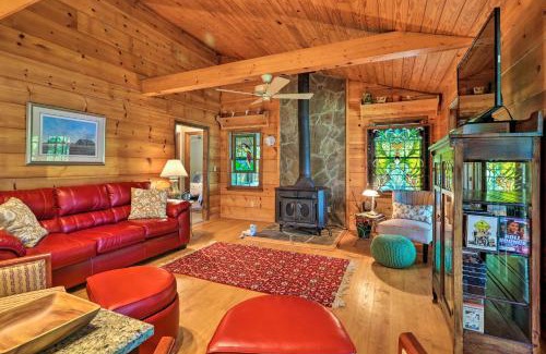 Milledgeville House | Lakefront Milledgeville Cabin Private Dock, Porch