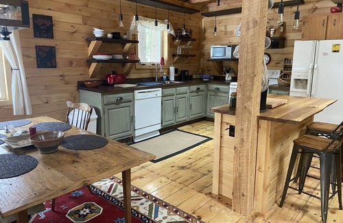 Lake Luzerne-Hadley House | Lakefront Nest - 10 mi from Lake George